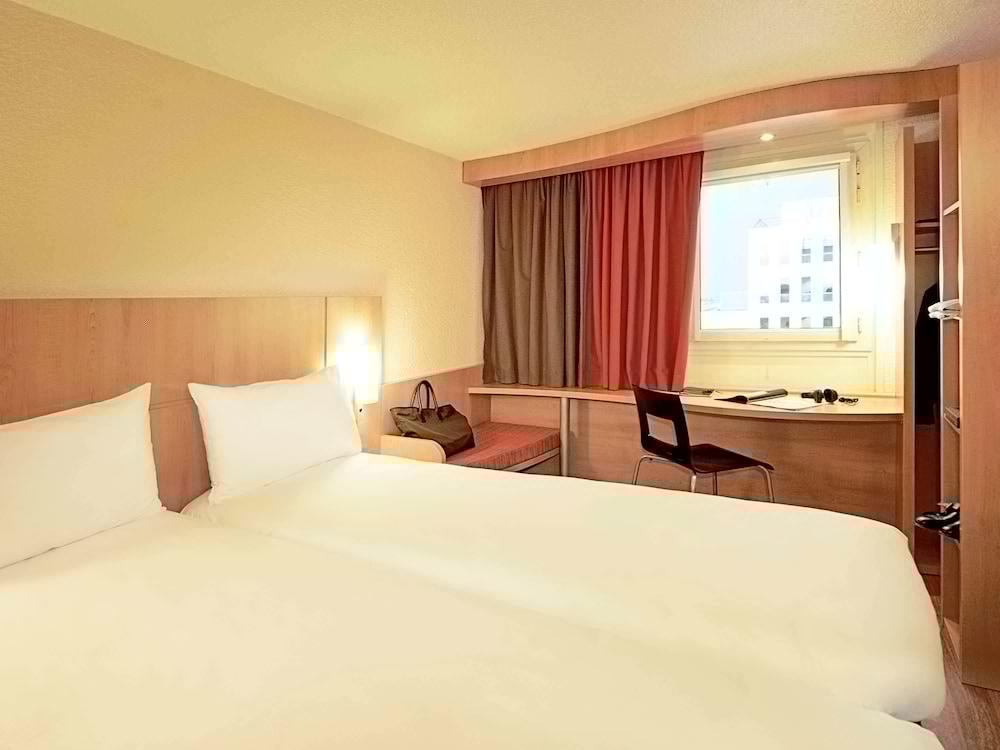 B&B Hotel Orly Rungis Aeroport 3 Etoiles מראה חיצוני תמונה