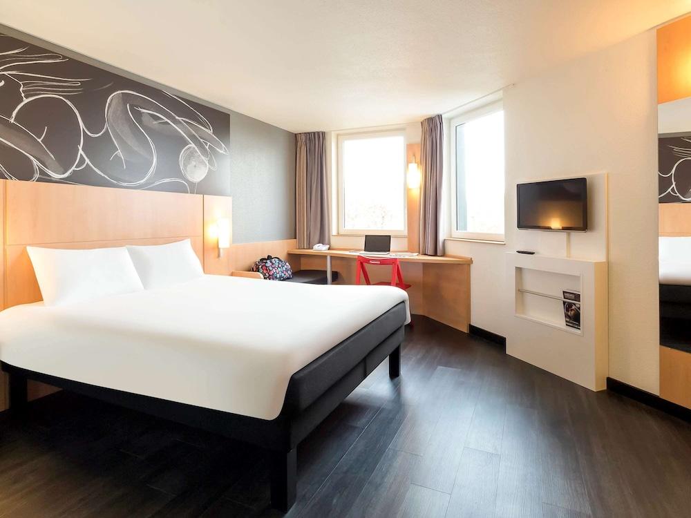 B&B Hotel Orly Rungis Aeroport 3 Etoiles מראה חיצוני תמונה
