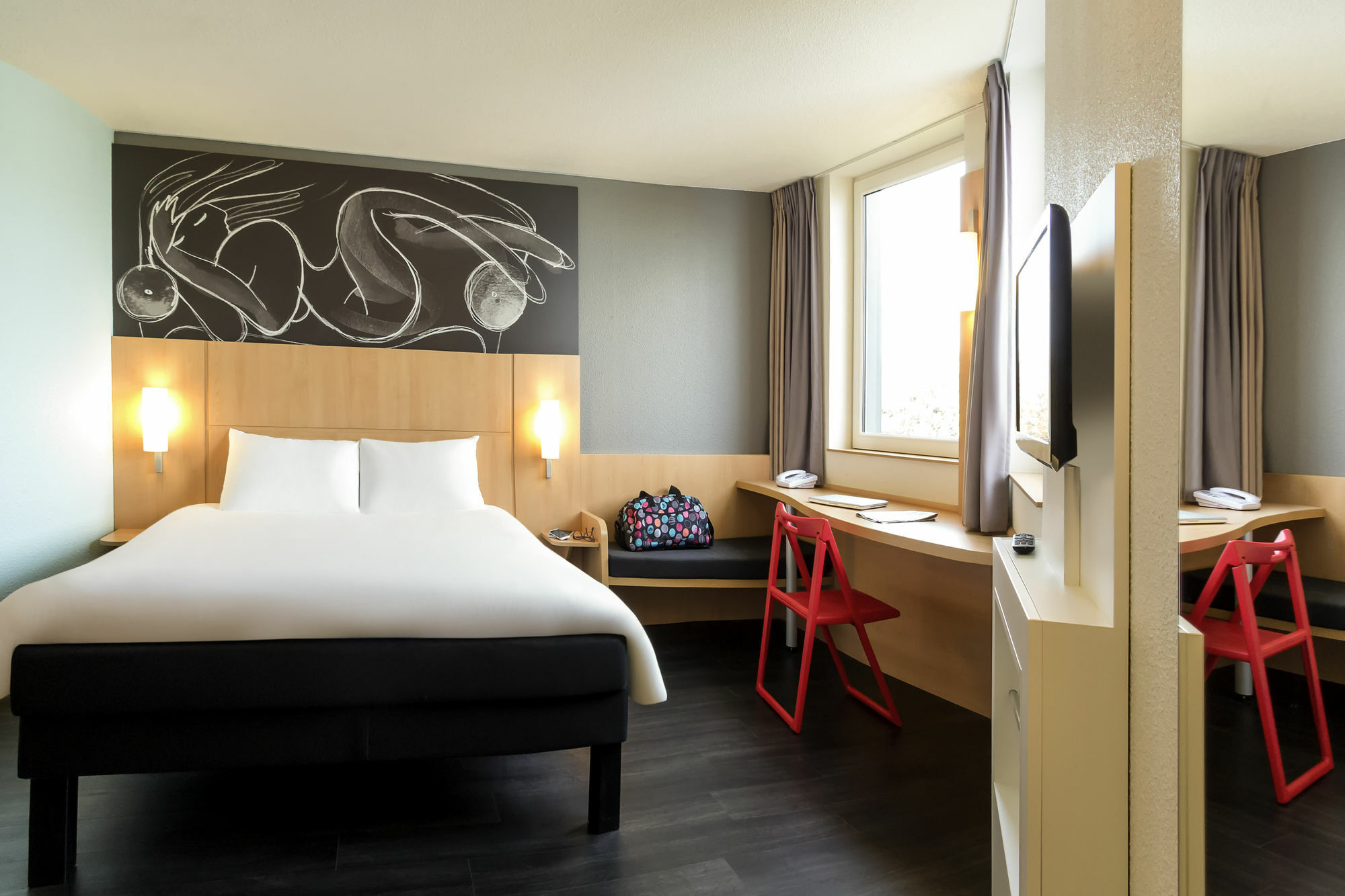 B&B Hotel Orly Rungis Aeroport 3 Etoiles מראה חיצוני תמונה